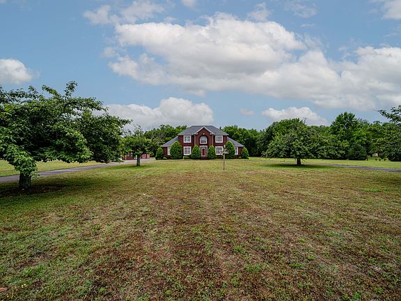 2nd image of 4775 Bass Rd