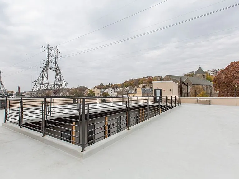4304 Cresson St — Photo 34