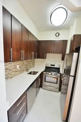 Rented by Metropolitan Property Group | media 32