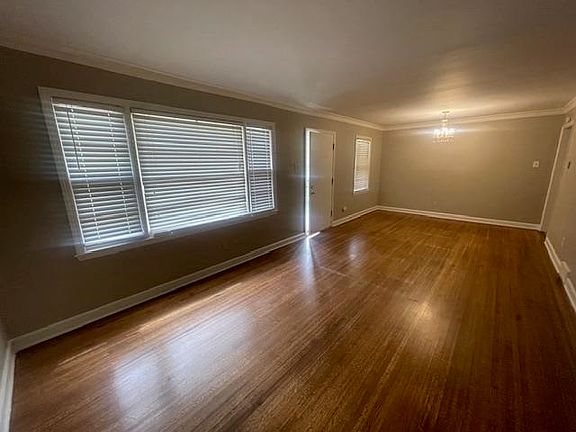 5th image of 4584 E Dearing Rd