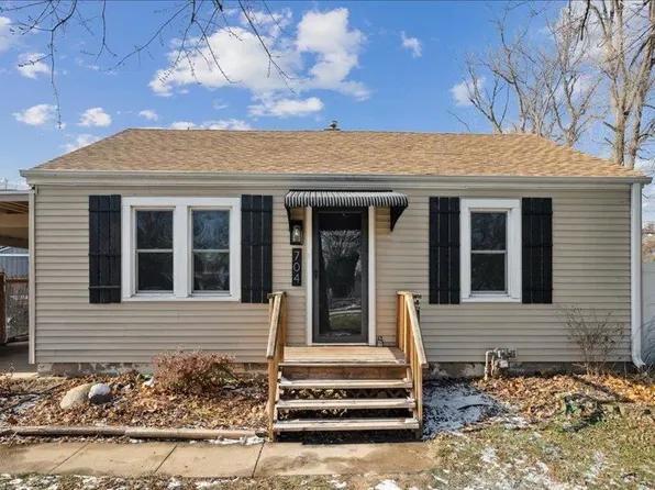 704 8th Ave, Coralville, IA 52241