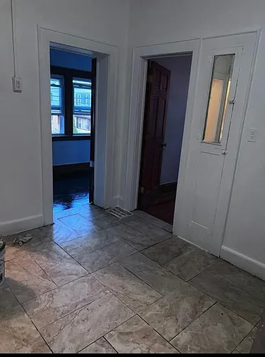 376 River Dr #2B Photo 1