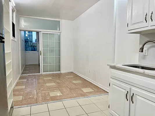 Rented by Compass | media 3