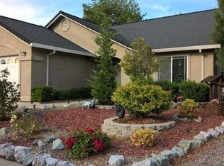 555 Yolla Bolly Trl, Redding, CA 96003