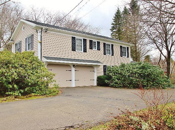 2nd image of 87 Pratt Ave