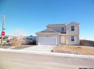 4865 Rabbitbrush Dr, Bar Nunn, WY 82601