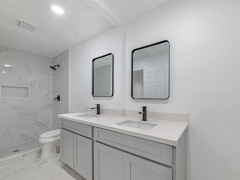 2210 Stillmeadow Dr — Photo 16