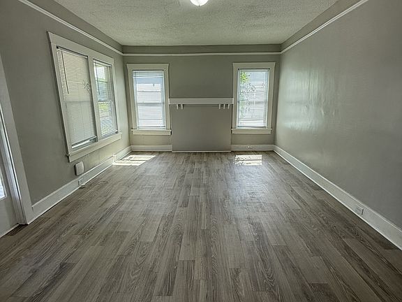 2nd image of 1601 48th St