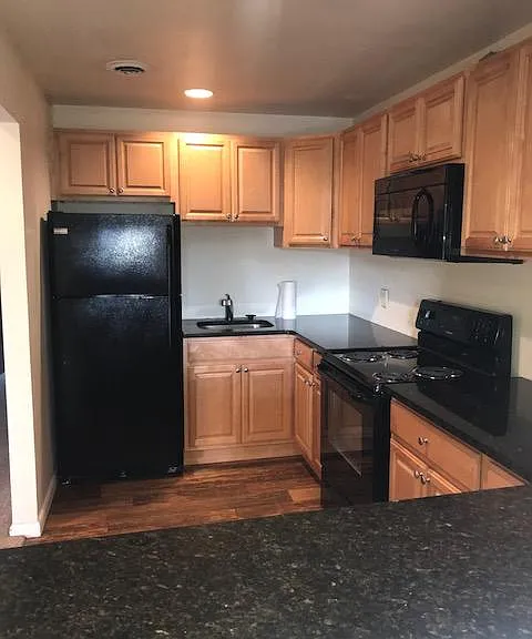 1601 Delaware Ave #26C — Photo 1