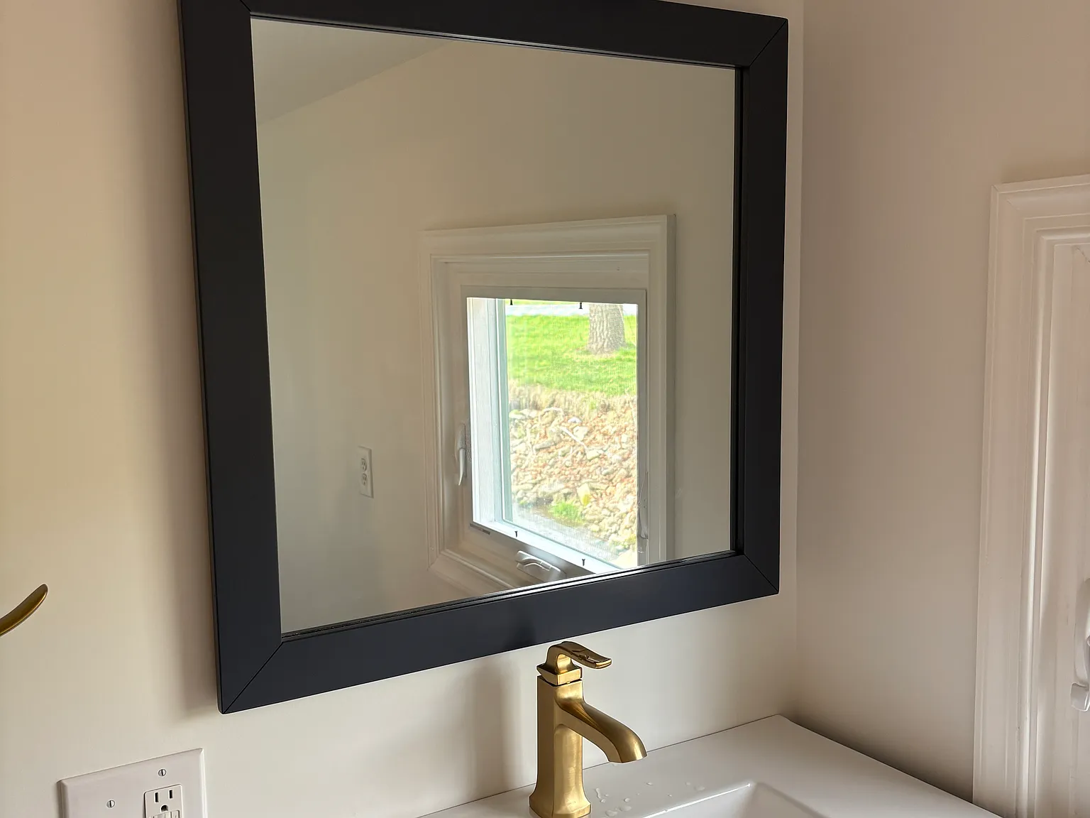 1 bed, 700 sqft, $1,500 — Photo 4