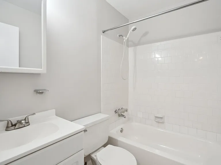 7907 Timarand Ct — Photo 34