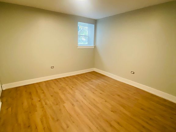 5th image of 4723 S Forrestville Ave #G