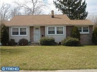 121 Barclay Dr, Turnersville, NJ 08012