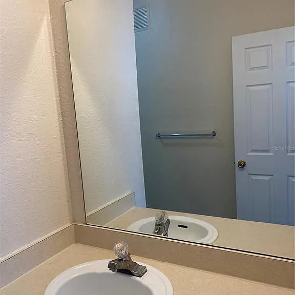 18001 Richmond Place Dr #222 — Photo 24