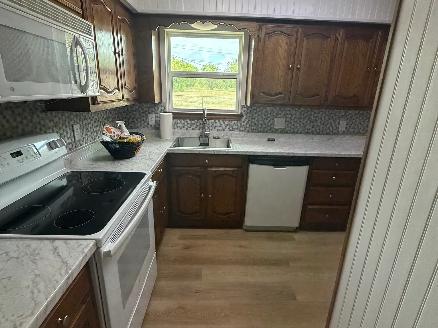 3 bed, 1313 sqft, $1,700 — Photo 1