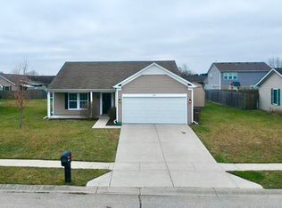 1697 Anthony Dr, Avoca, IN 47420