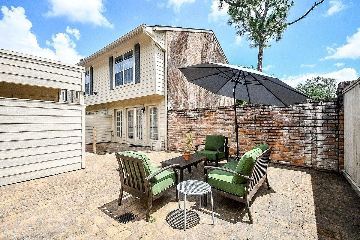 Building Photo - 2332 Winrock Blvd #161