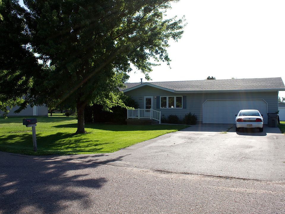 1st image of 618 Phelps Dr