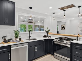 1300 Leclair St, Chapel Hill, NC 27517