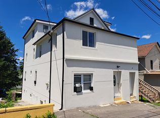 1906 Prospect Ave APT 2, Scranton, PA 18505