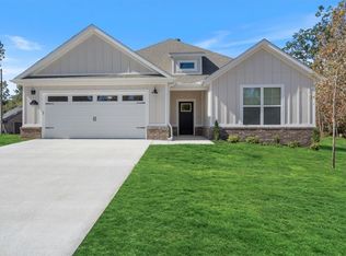 11 Florence Ln, Bella Vista, AR 72715