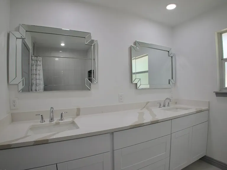 10100 Woodway Dr — Photo 16