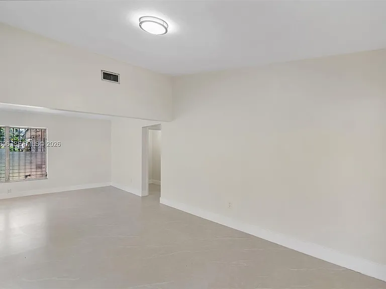 1612 SW 23rd St #1612 — Photo 13