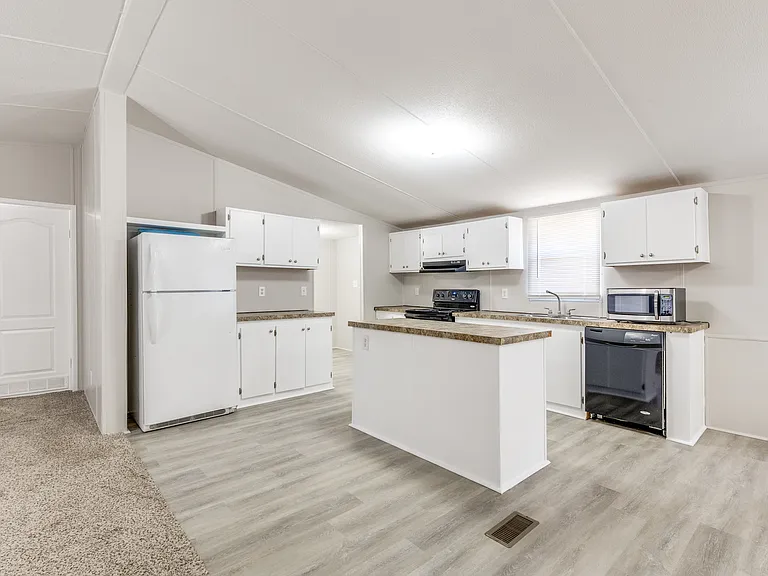 445 Arvel Cir — Photo 8