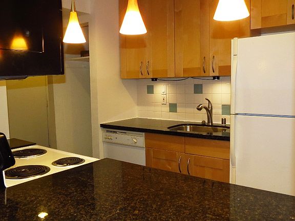 2nd image of 12423 NE 145th Pl APT B152