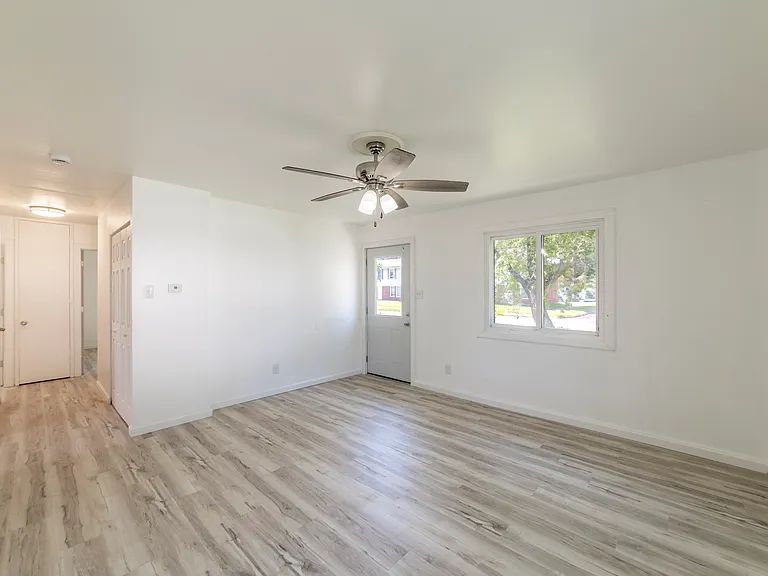 4154 W 23rd Ave — Photo 6