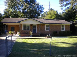 508 Barry Dr, Fayetteville, NC 28314