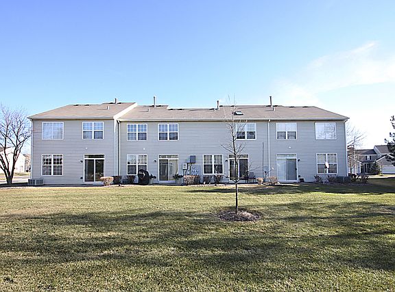 4th image of 2804 White Thorn Cir