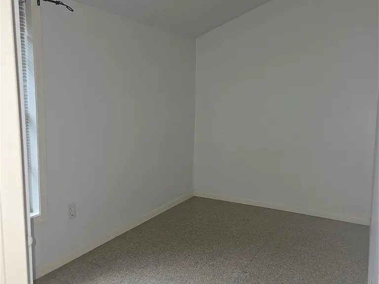 601A W Washington Ave #A — Photo 17
