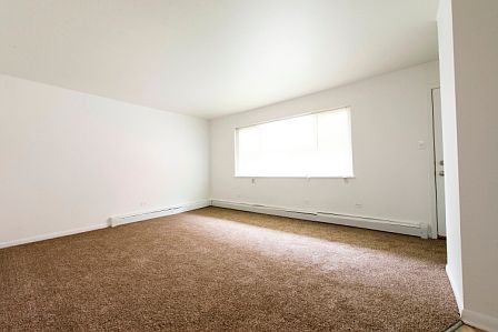 3rd image of 8312 S Ingleside Ave APT 2D