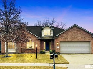 5214 N Weaverridge Blvd, Peoria, IL 61615