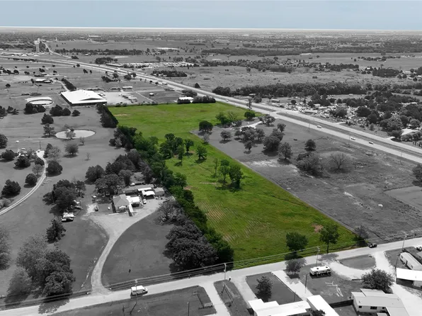13167 E Us Highway 82, Whitesboro, TX 76273