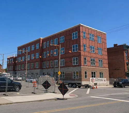 60 Remsen St Photo 1