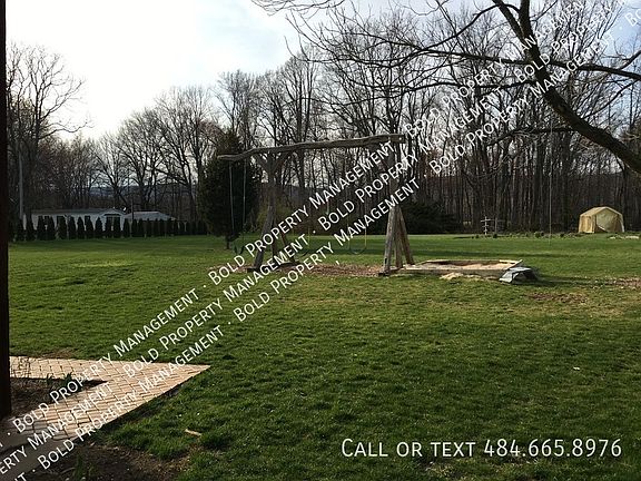 3rd image of 101 Schubert Rd