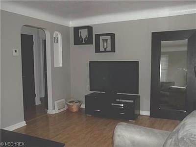5th image of 4619 Grantwood Dr