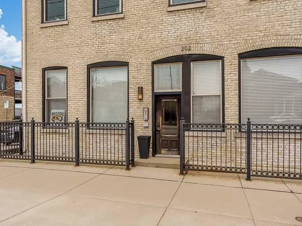 202 N Madison St, Rockford, IL 61107