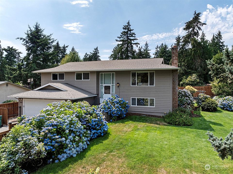 1st image of 8510 University Point Circle NE