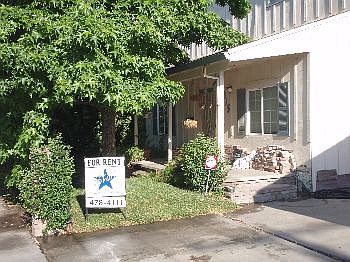 2nd image of 815 E La Follette Ave