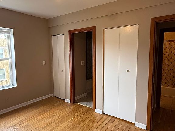 3rd image of 6312 N Richmond St #3A
