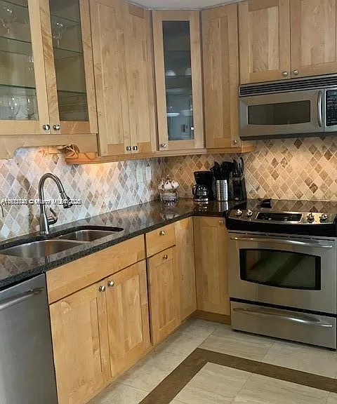 9341 Collins Ave #1203 — Photo 17
