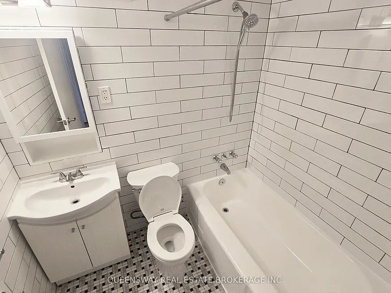 755 Avenue Rd #206 — Photo 16