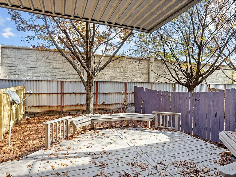 6933 Yellowstone Way Dr — Photo 19