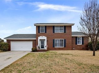 6414 Streeter Dr, Hope Mills, NC 28348