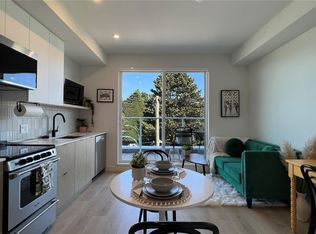 1301 Hillside Ave #404, Victoria, BC V8T2B3