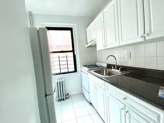 Rented by Compass | media 8