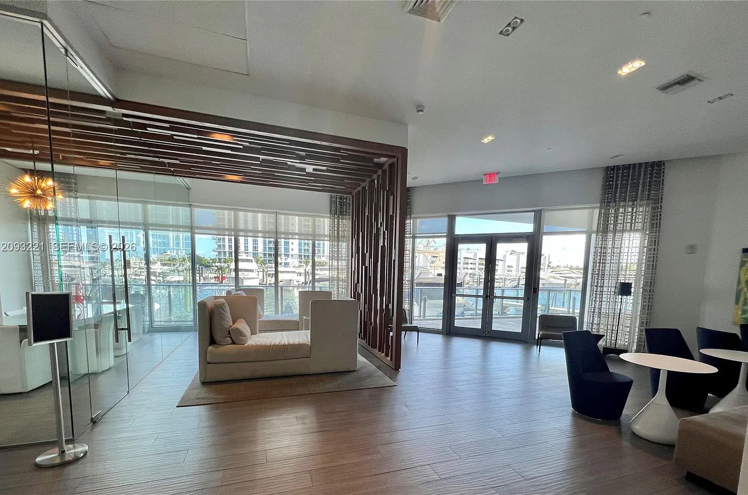 Marina Palms Residences N — Photo 4